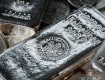 Bản tin thị trường kim loại ngày 17/8: Giá kim loại quí đồng loạt giảm mạnh, giá đồng và quặng sắt quay đầu tăng